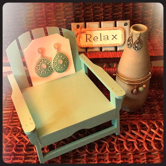 $⬇️ Relax ☀️ by the 🌊 Turquoise & Silver Earrings - Picture 2 of 2